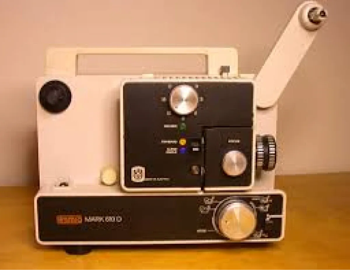 Eumig Mark 610D 投影機